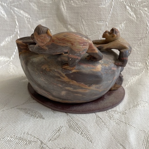 Vintage Carved Soapstone Inkwell Monkeys - Picture 2 of 8